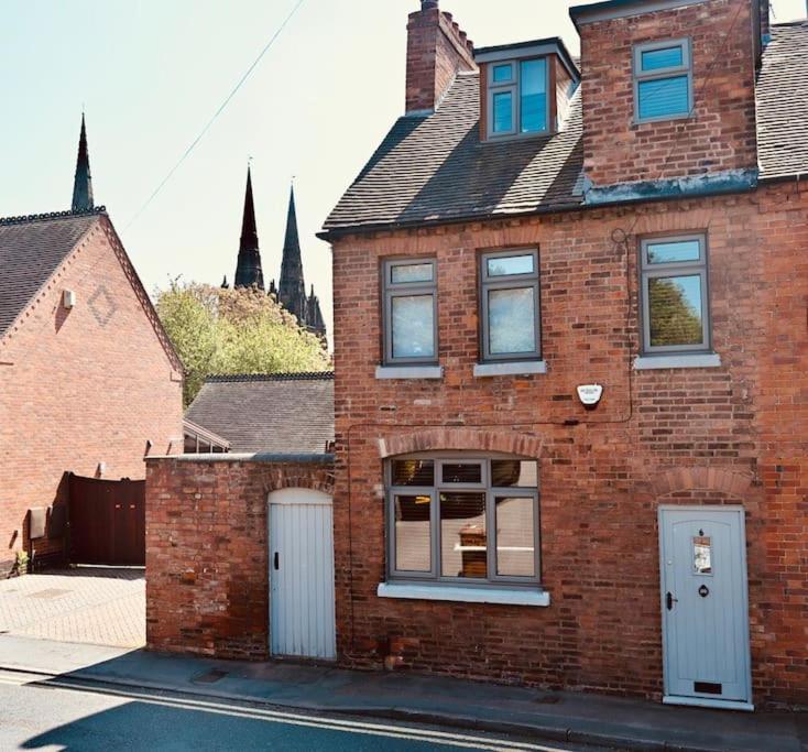 Vila Gaia Lichfield Exteriér fotografie