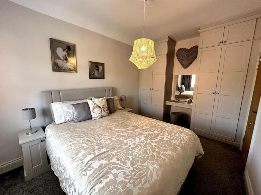 Vila Gaia Lichfield Exteriér fotografie